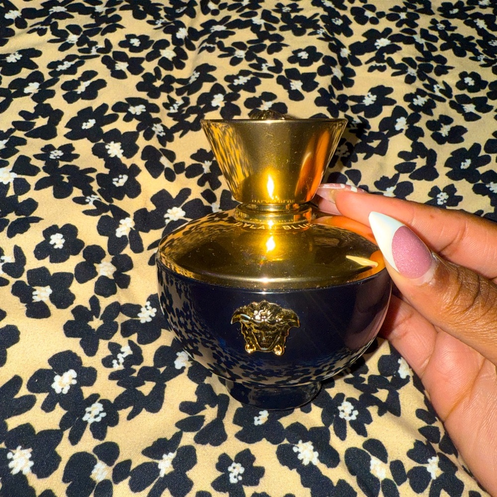 Versace Dylan Blue (FULL)